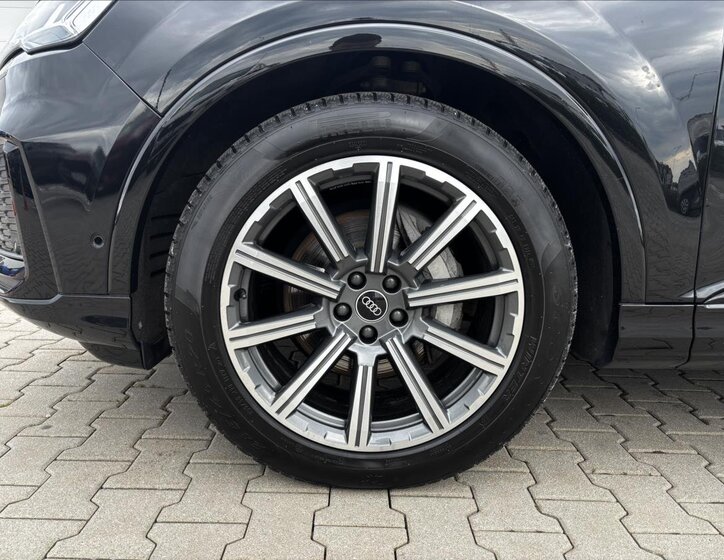 Audi Q7 SUV / Terénní 3,0 l 210 kw