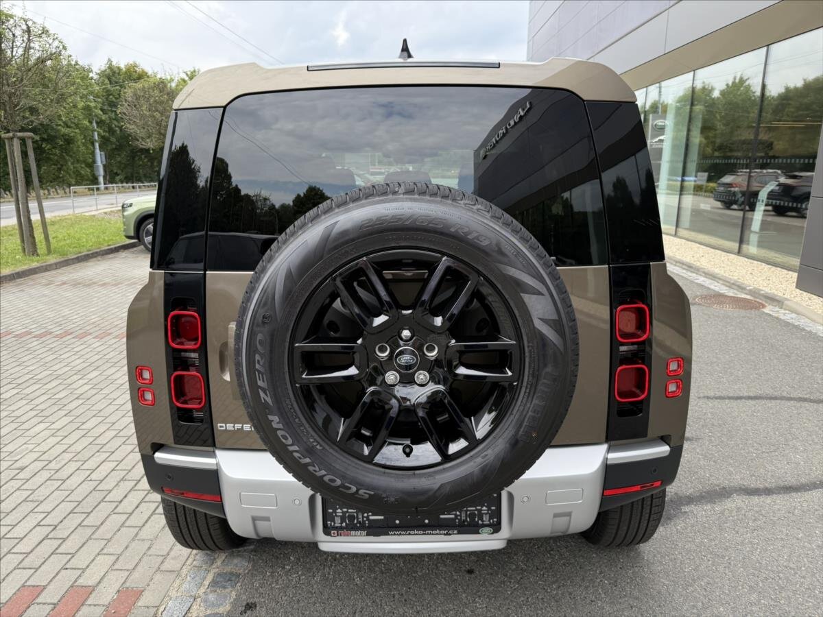 Land Rover Defender SUV 3,0 l 147 kw