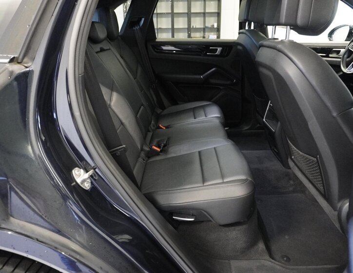 Porsche Cayenne SUV 2,9 l 250 kw