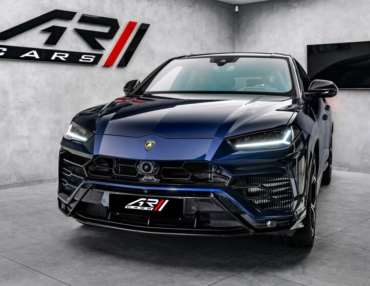 Lamborghini Urus 3