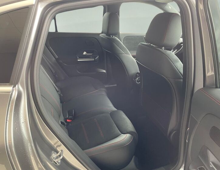 Mercedes-Benz GLA 14