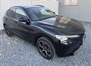 Alfa Romeo Stelvio 7
