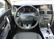 Renault Latitude Sedan / Limuzína 2,0 l 127 kw