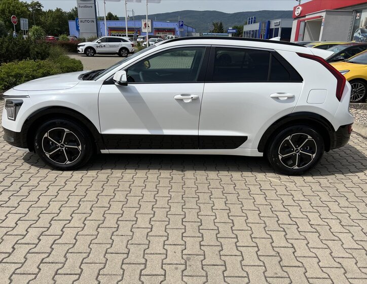KIA Niro CUV / Crossover 1,6 l 95 kw