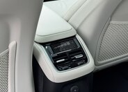 Volvo XC90 SUV / Terénní 2,0 l 184 kw