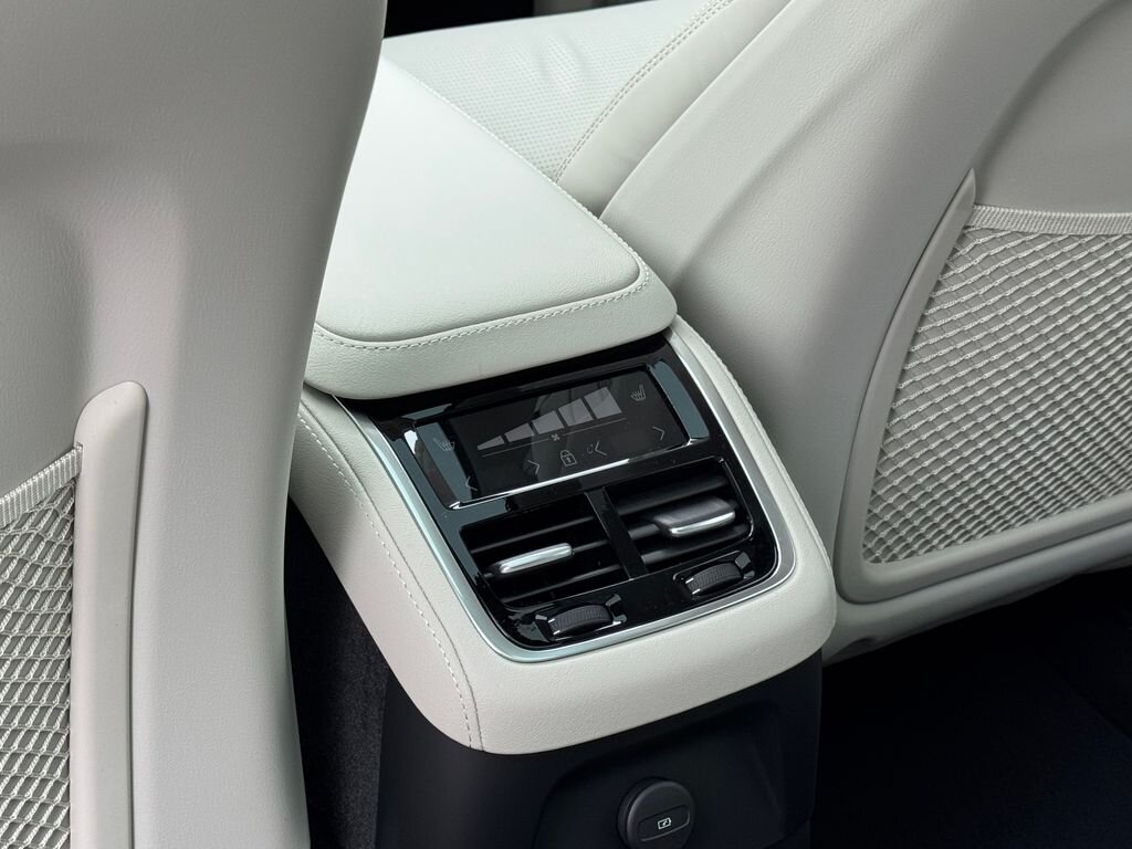 Volvo XC90 SUV / Terénní 2,0 l 184 kw