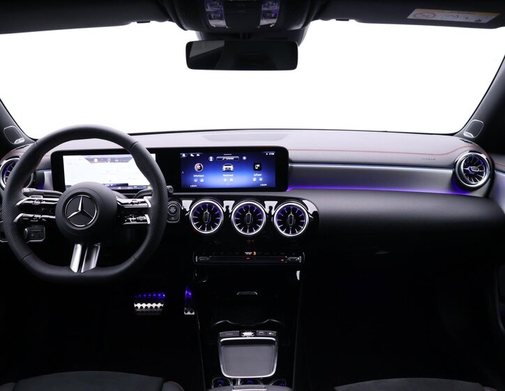 Mercedes-Benz CLA Kupé 1,3 l 120 kw