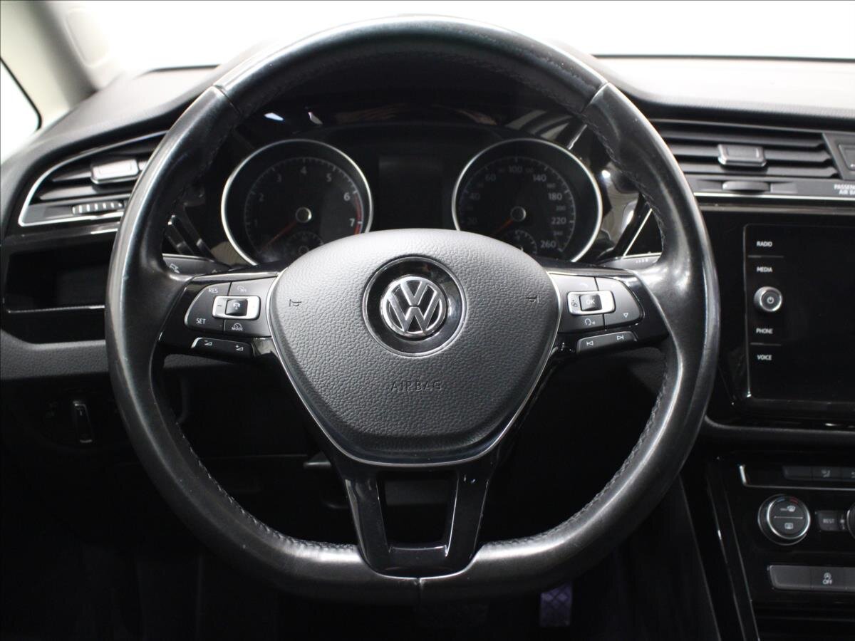 Volkswagen Touran SUV / Terénní 1,4 l 110 kw