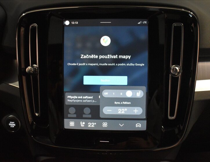 Volvo XC40 SUV / Terénní 2,0 l 120 kw