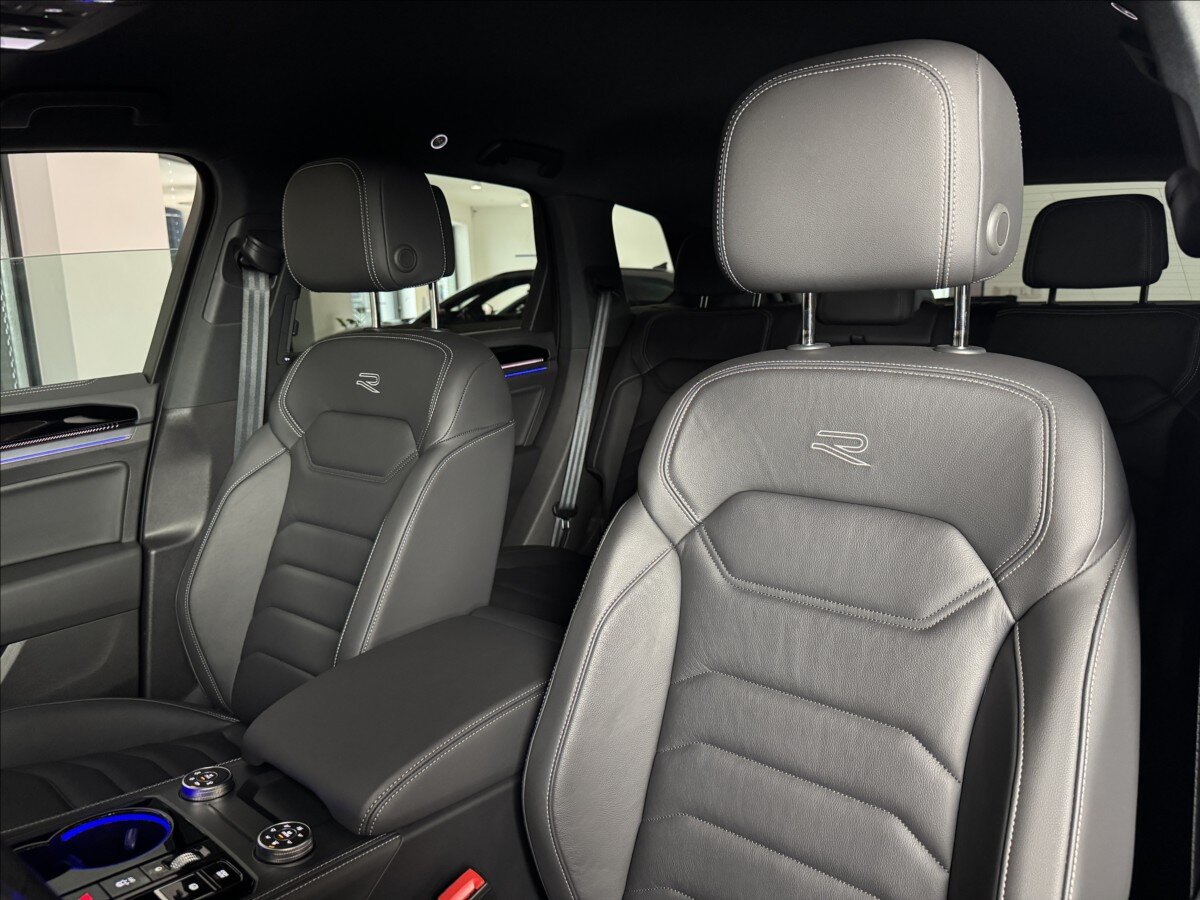 Volkswagen Touareg SUV 3,0 l 170 kw