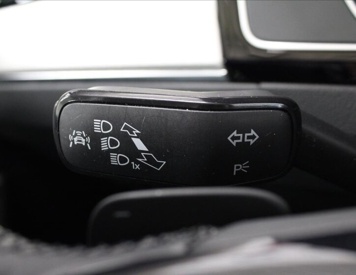 Volkswagen Passat Kombi 2,0 l 140 kw