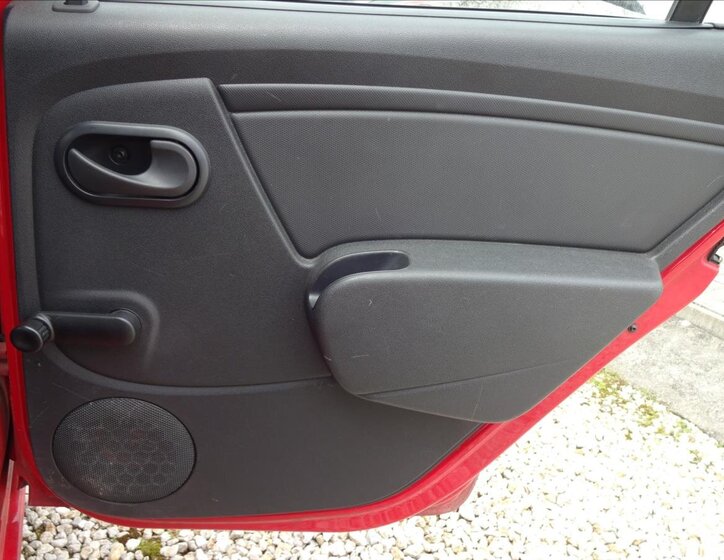 Dacia Sandero Hatchback 1,4 l 55 kw