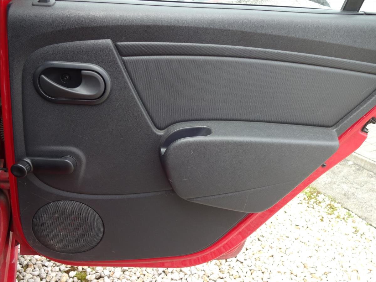 Dacia Sandero Hatchback 1,4 l 55 kw