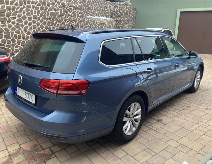 Volkswagen Passat Kombi 1,4 l 110 kw