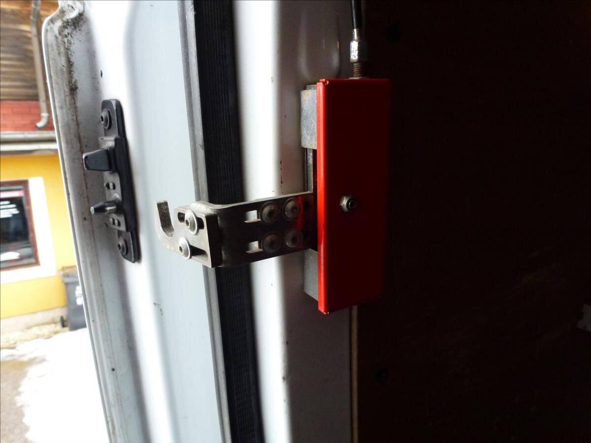 Ford Transit Skříň 2,2 l 74 kw