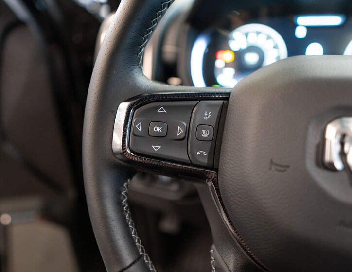 Dodge RAM Pick-up 6,4 l 306 kw