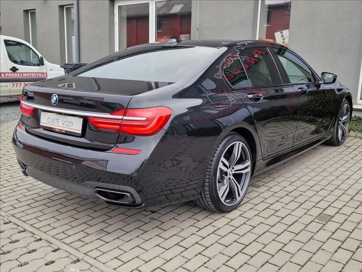 BMW Řada 7