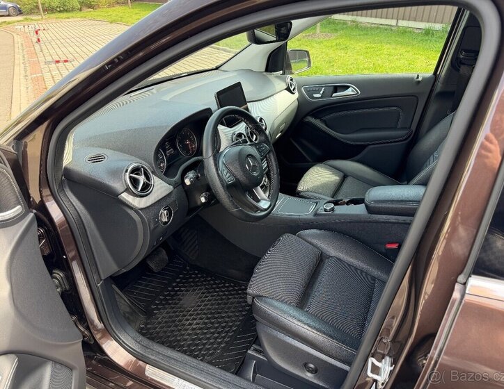 Mercedes-Benz Třídy B Kombi 0,0 130 kw