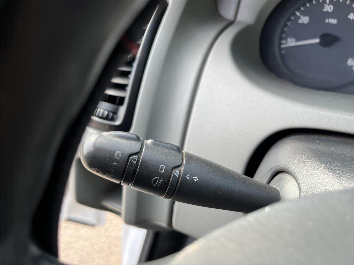 Renault Trafic Kombi 1,9 l 74 kw