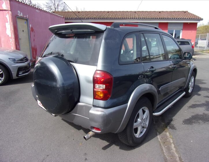 Toyota RAV4 Skříň 2,0 l 110 kw