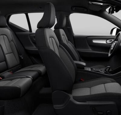 Volvo XC40 10
