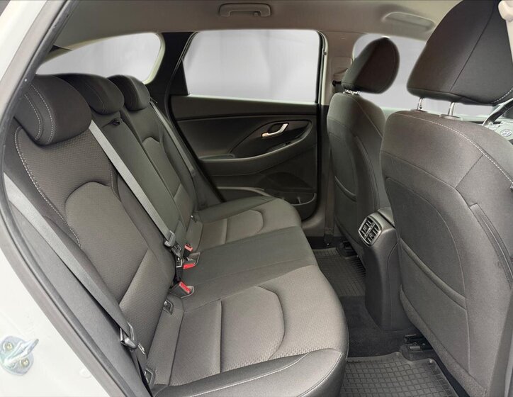 Hyundai i30 Kombi 1,4 l 103 kw