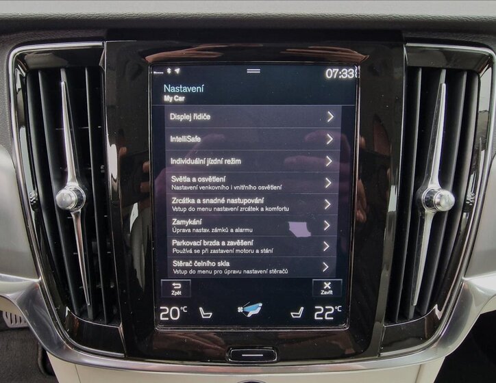 Volvo V90 Kombi 2,0 l 140 kw