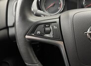 Opel Insignia Sedan / Limuzína 2,0 l 118 kw