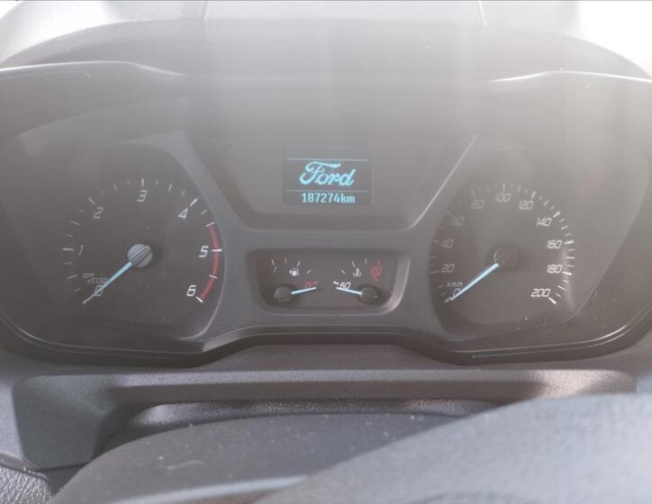 Ford Transit Custom 10