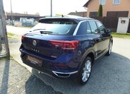 Volkswagen T-Roc SUV / Terénní 2,0 l 110 kw
