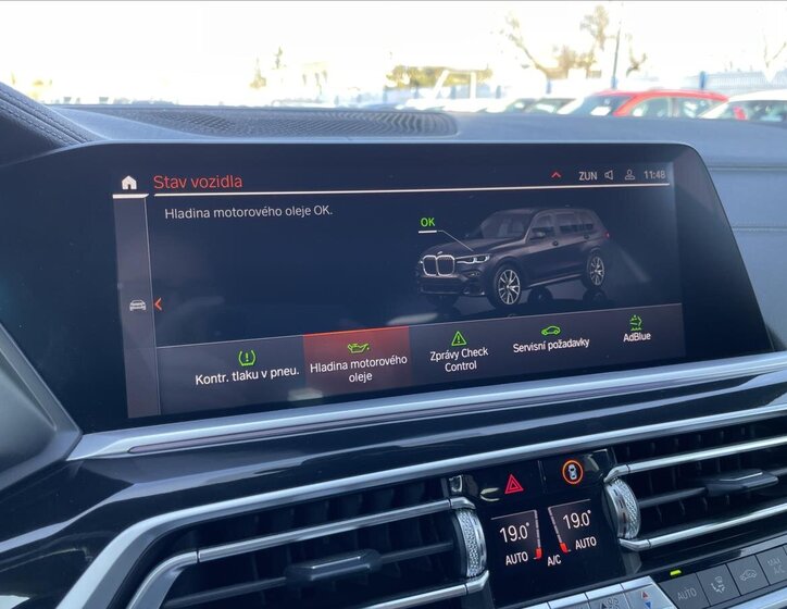 BMW X7 SUV / Terénní 3,0 l 195 kw