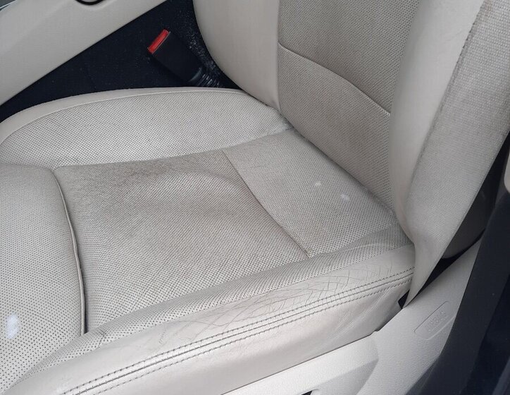 BMW Řada 5 Sedan 3,0 l 220 kw