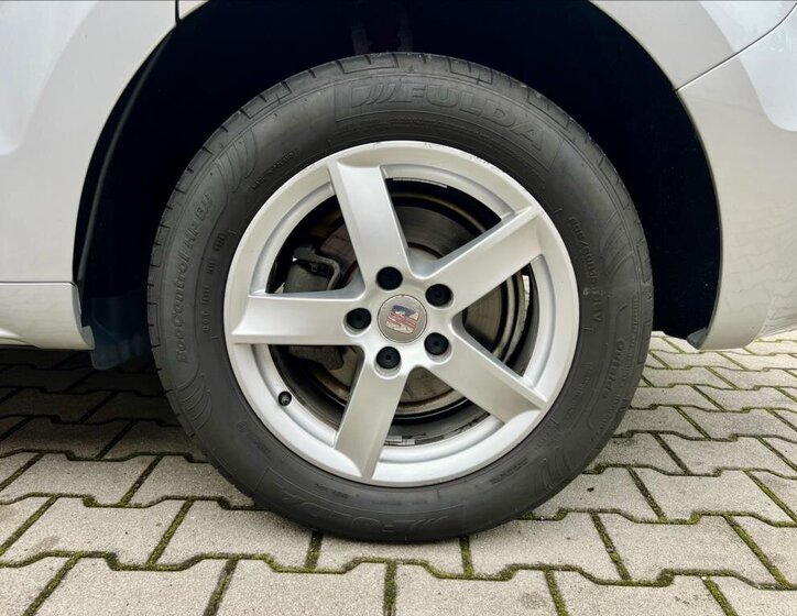 Seat Alhambra MPV 2,0 l 103 kw