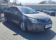 Toyota Avensis Kombi 2,0 l 93 kw