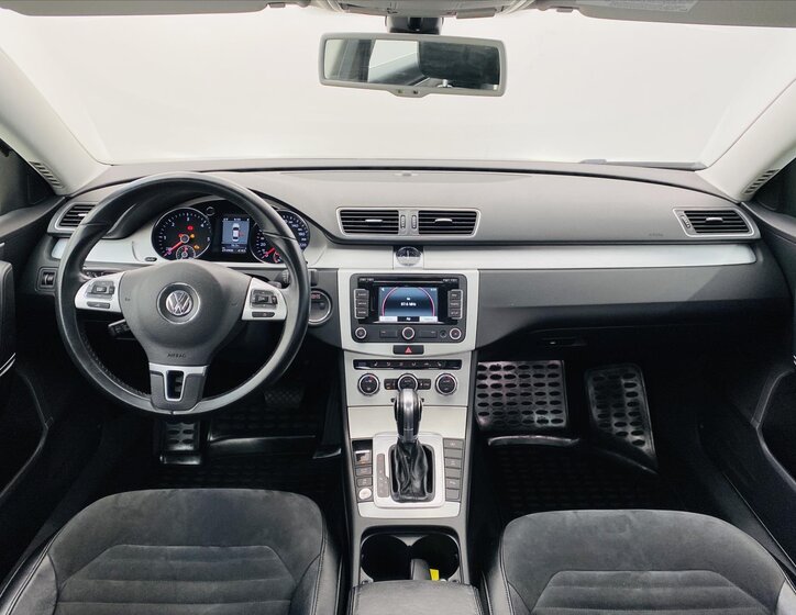 Volkswagen Passat Sedan / Limuzína 2,0 l 130 kw