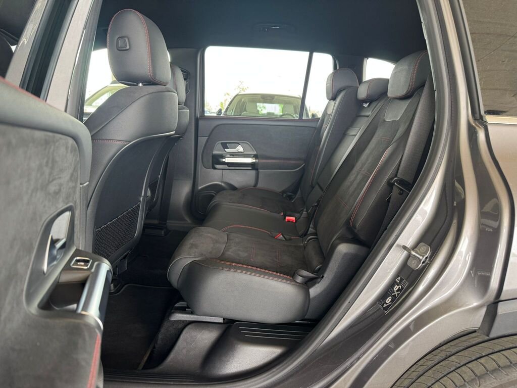 Mercedes-Benz EQB SUV / Terénní 0,0 215 kw