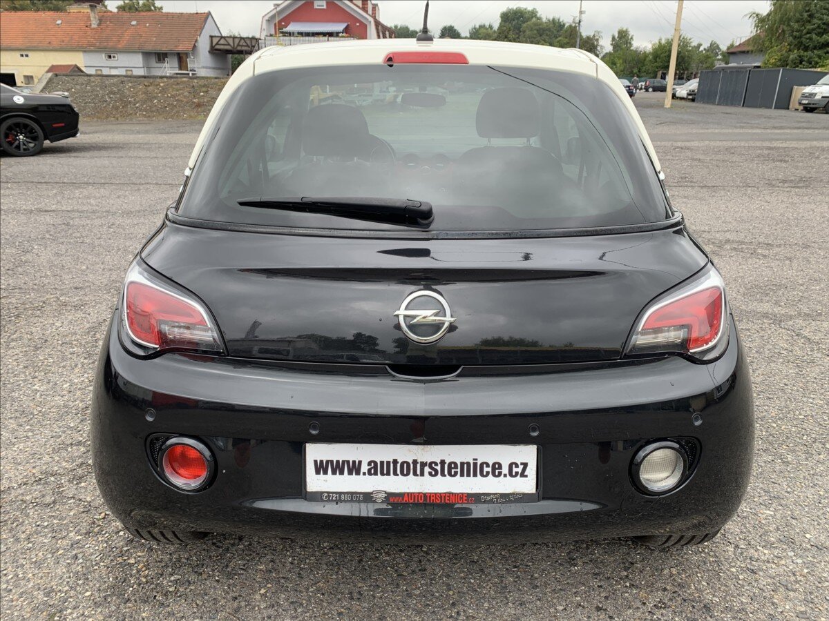 Opel Adam Hatchback 1,4 l 64 kw