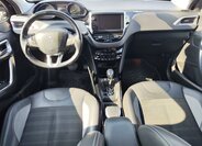 Peugeot 2008 SUV / Terénní 1,2 l 81 kw