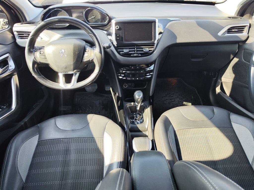 Peugeot 2008 SUV / Terénní 1,2 l 81 kw