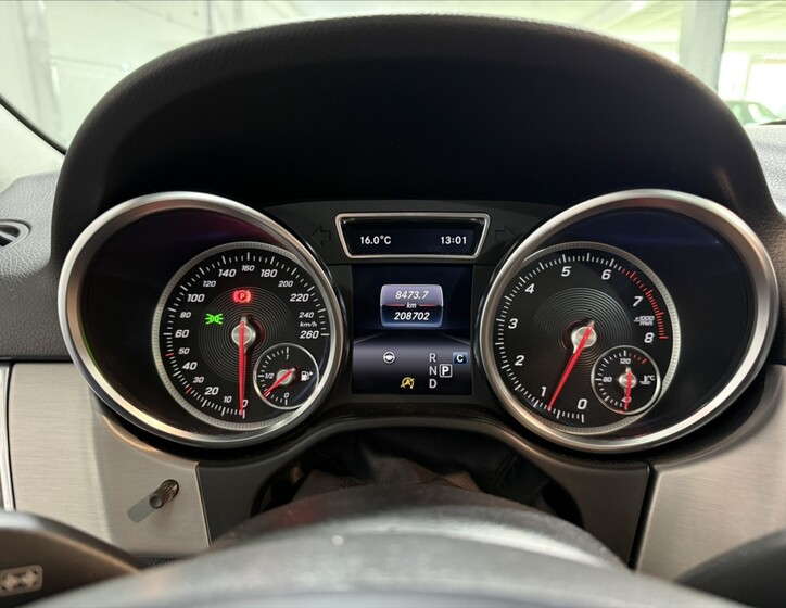 Mercedes-Benz GLE 10