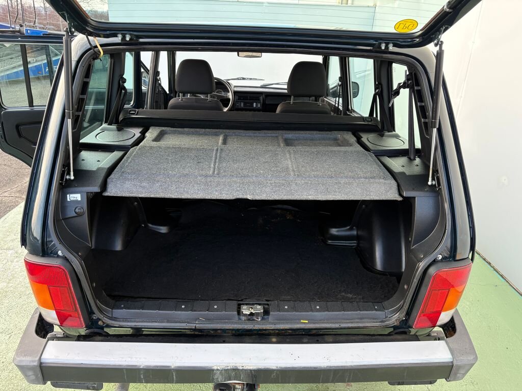 Lada Niva SUV 1,7 l 61 kw