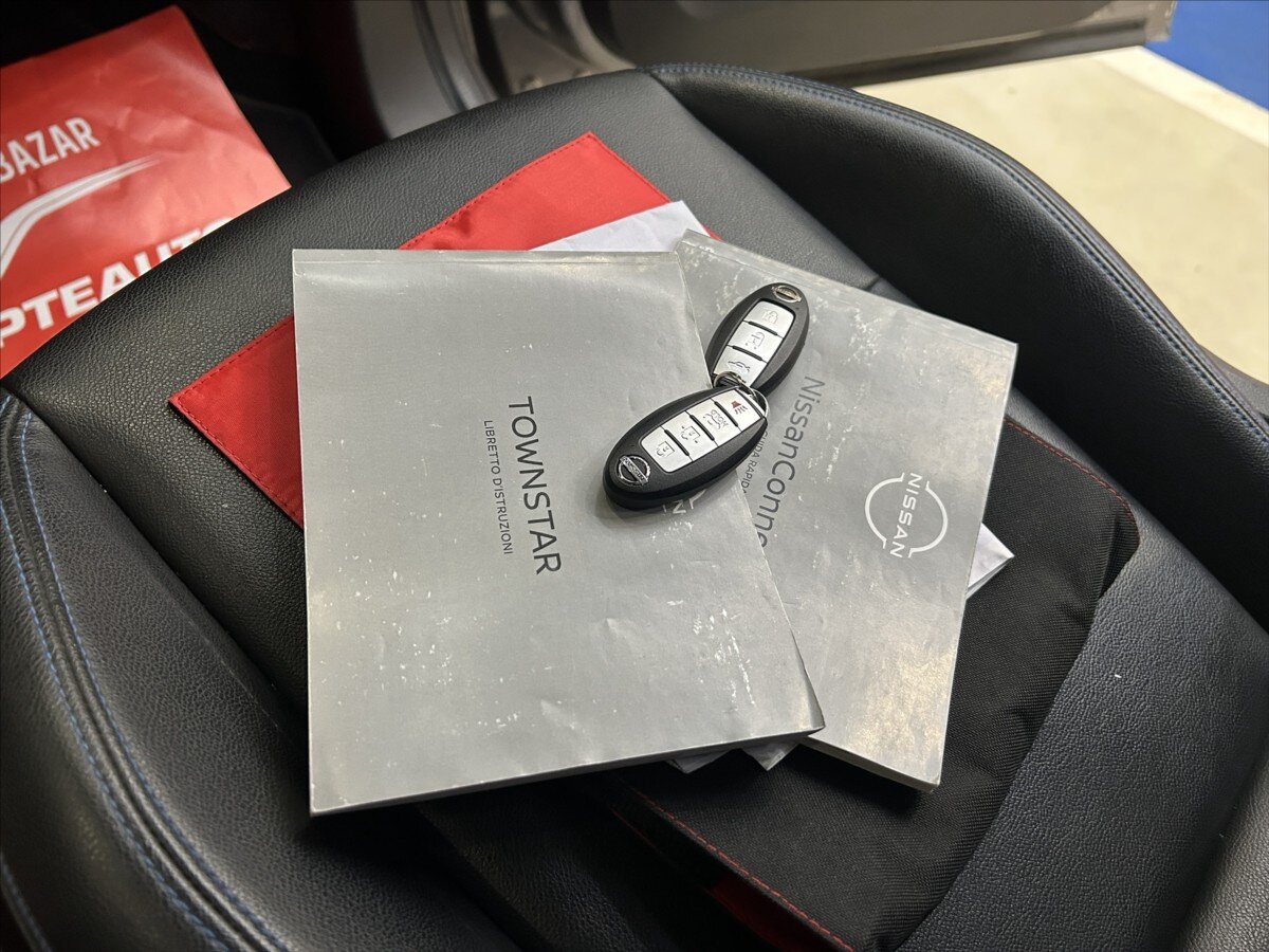 Nissan Townstar Kombi 1,3 l 96 kw