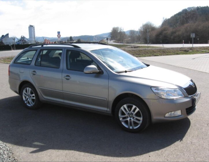 Škoda Octavia Kombi 2,0 l 103 kw
