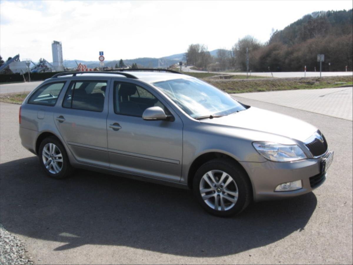 Škoda Octavia Kombi 2,0 l 103 kw