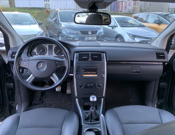 Mercedes-Benz Třídy B 9