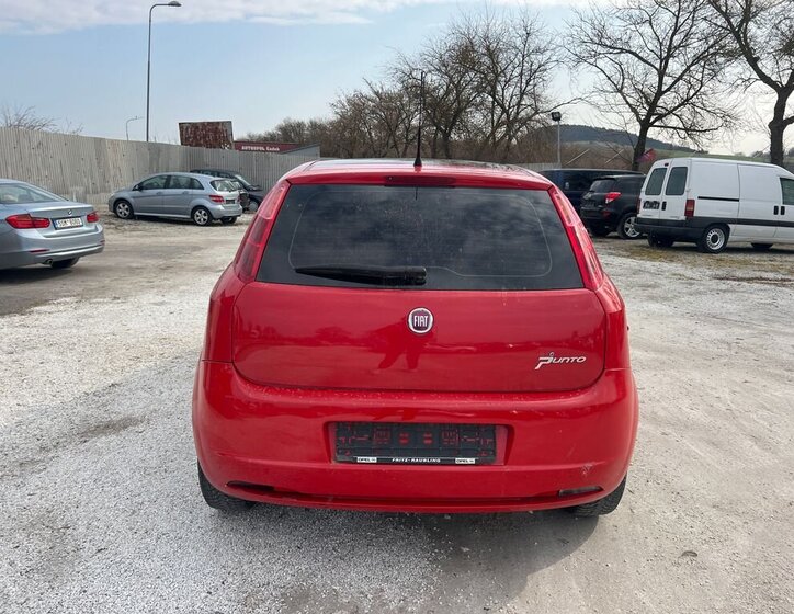 Fiat Grande Punto Kombi 1,2 l 48 kw