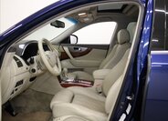 Infiniti QX70 SUV / Terénní 3,0 l 175 kw