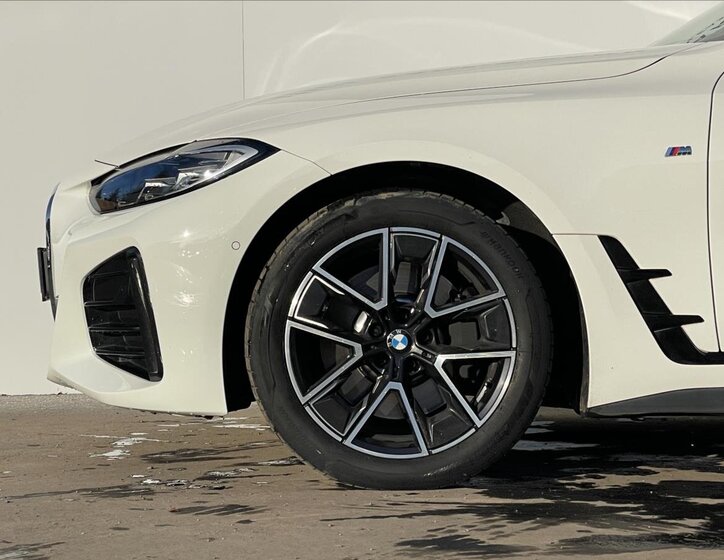 BMW Řada 4 Kupé 2,0 l 180 kw