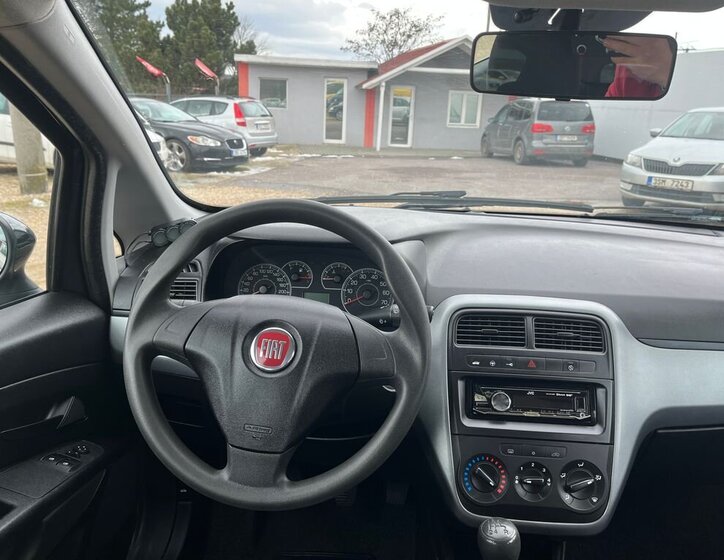 Fiat Punto Hatchback 1,2 l 51 kw