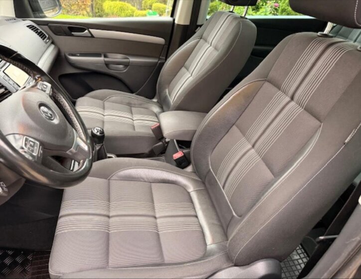 Volkswagen Sharan 16